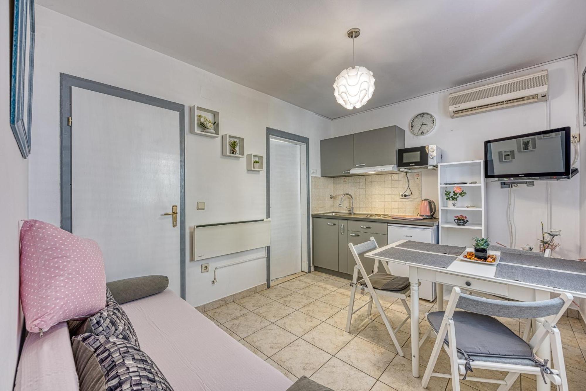 Studio Apartmani Ivanda Makarska Eksteriør billede