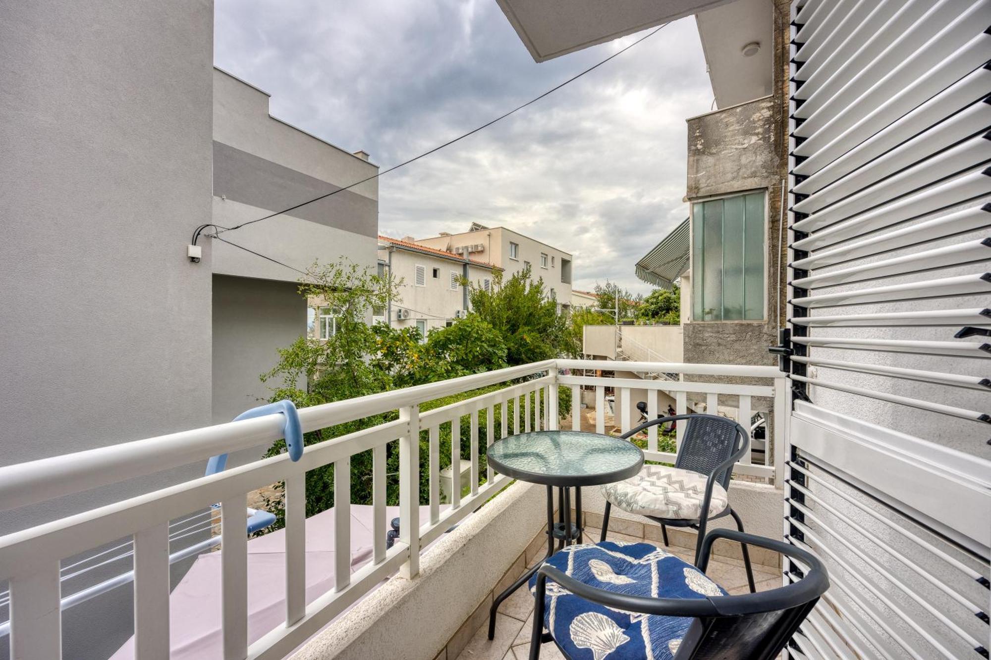 Studio Apartmani Ivanda Makarska Eksteriør billede