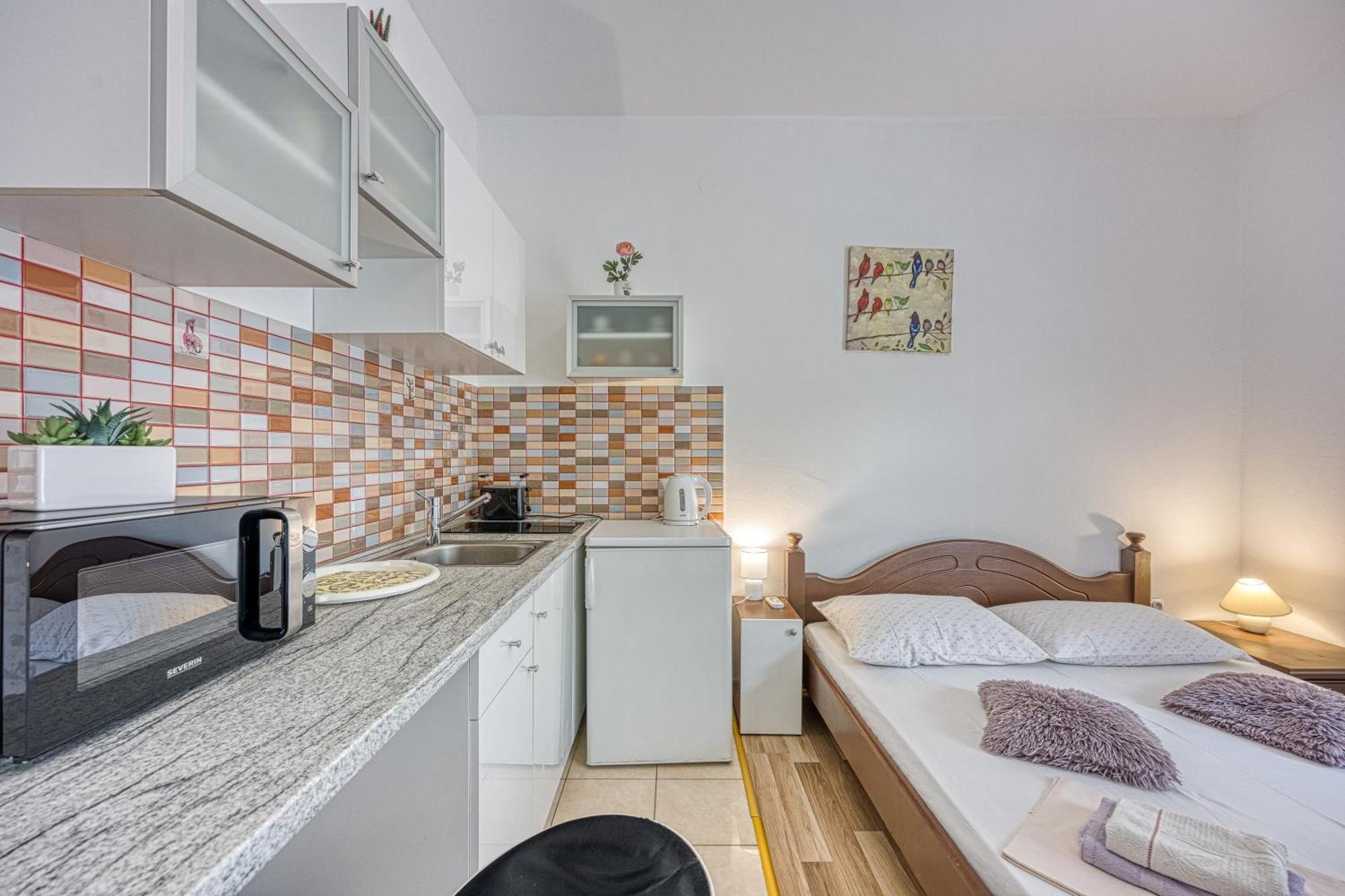 Studio Apartmani Ivanda Makarska Eksteriør billede